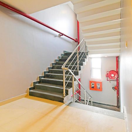 Super Townhouse Mancheswar Industrial Estate Hotell Bhubaneswar Exteriör bild