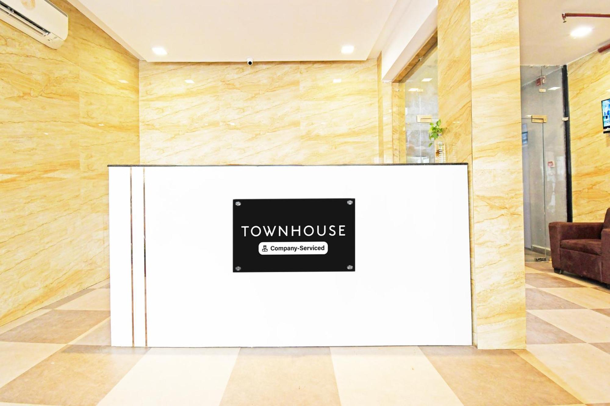Super Townhouse Mancheswar Industrial Estate Hotell Bhubaneswar Exteriör bild