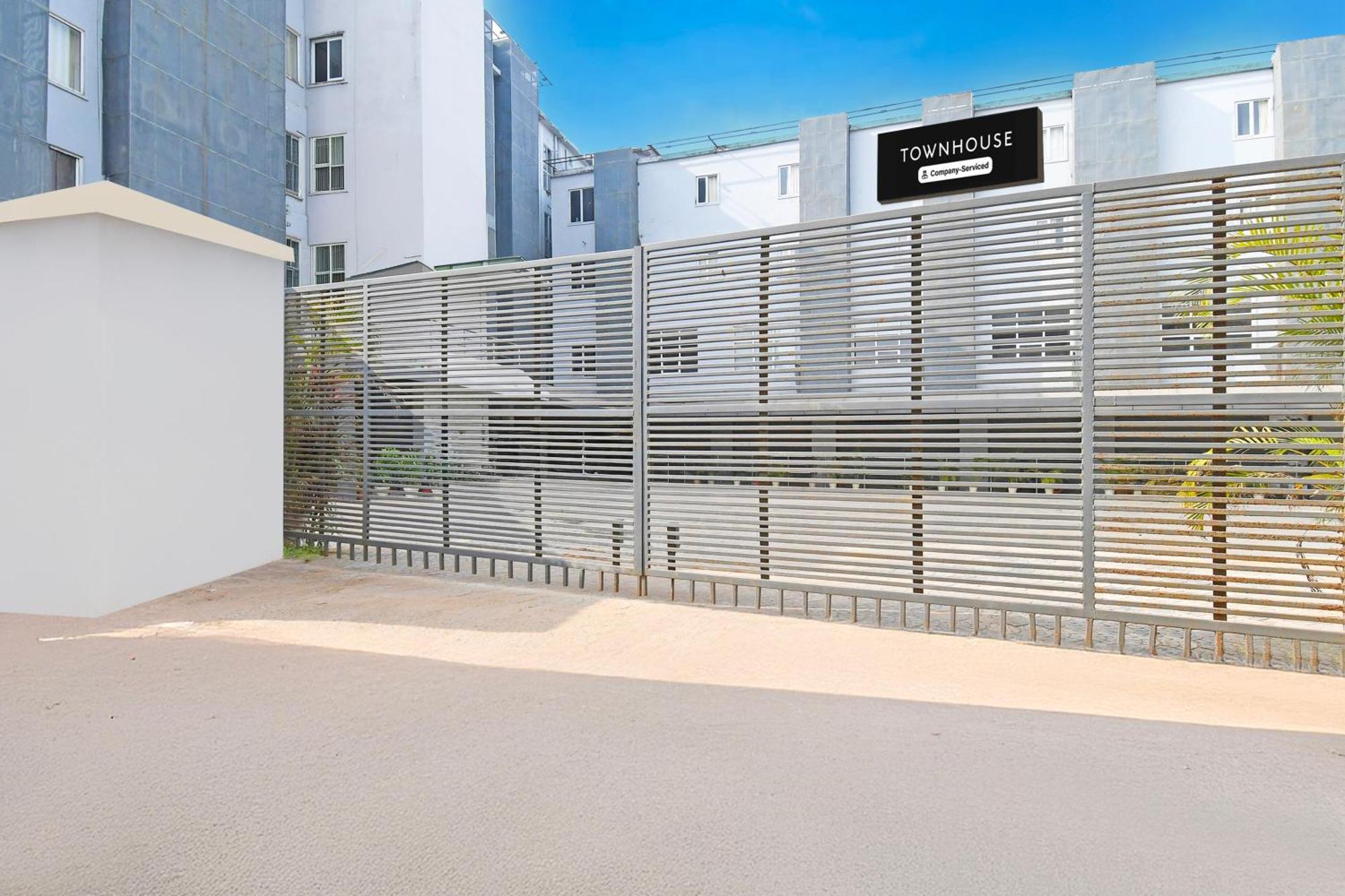 Super Townhouse Mancheswar Industrial Estate Hotell Bhubaneswar Exteriör bild